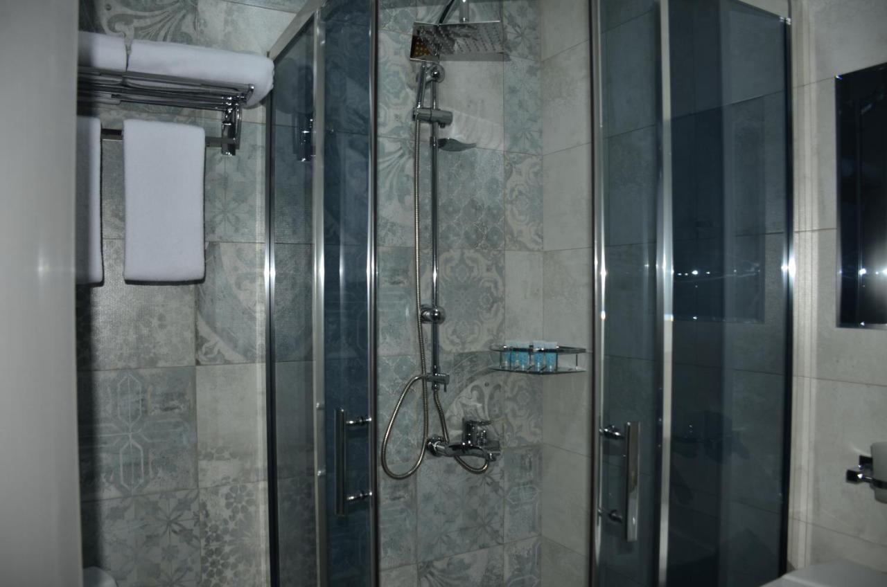Vere Corner Hotel Tbiliszi Kültér fotó